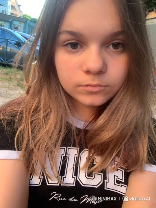 Young Girl and Man Share Heartfelt Embrace – AI Generated Video | Hailuo AI
