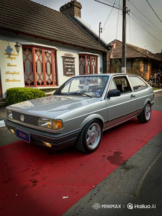 Silver Hatchback's Elegant Air Suspension Descent – AI Generated Video | Hailuo AI