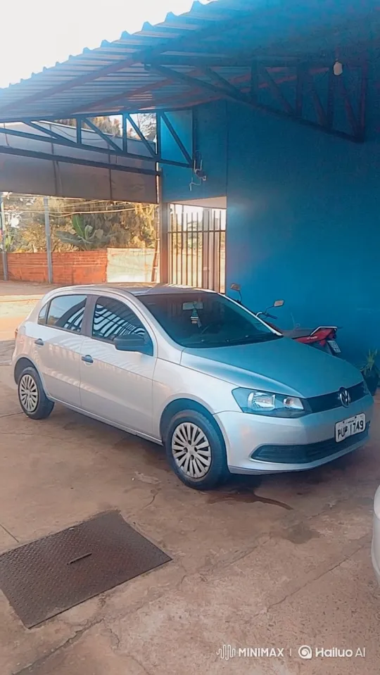 Silver Hatchback Undergoes Slow Descent – AI Generated Video | Hailuo AI