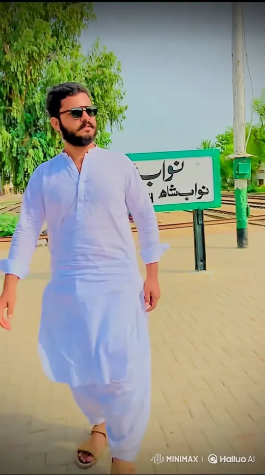 Romantic Encounter in Golden Hour Park Setting – AI Generated Video | Hailuo AI