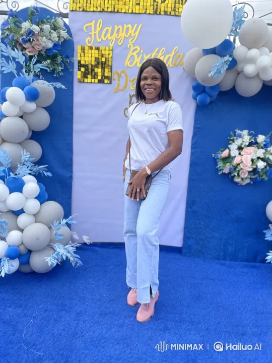 Woman Greets Clients at Birthday-Themed Event – AI Generated Video | Hailuo AI