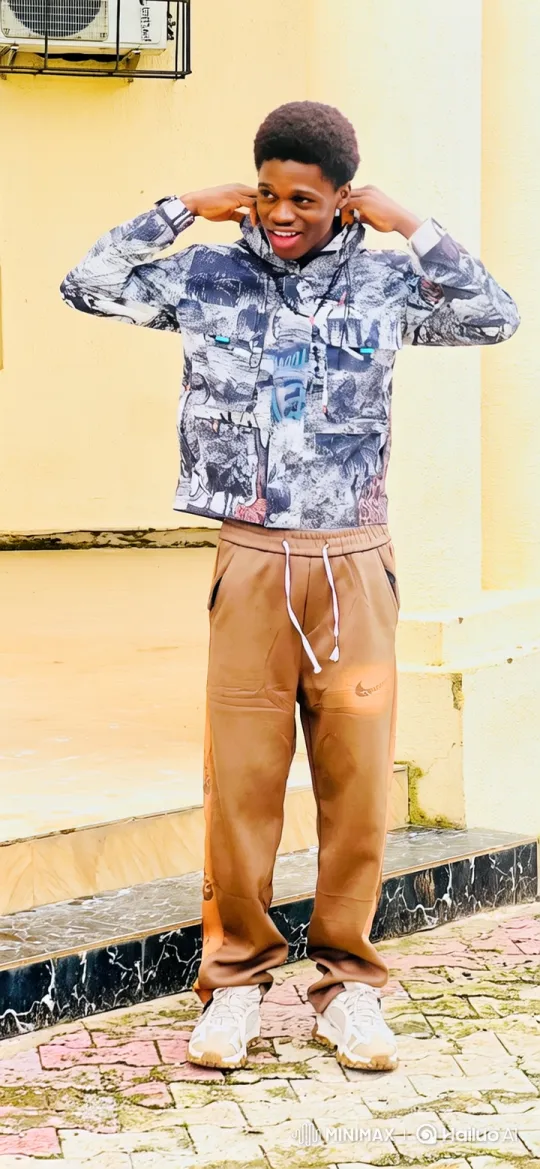 Young Man Enters Car in Stylish Outfit – AI Generated Video | Hailuo AI
