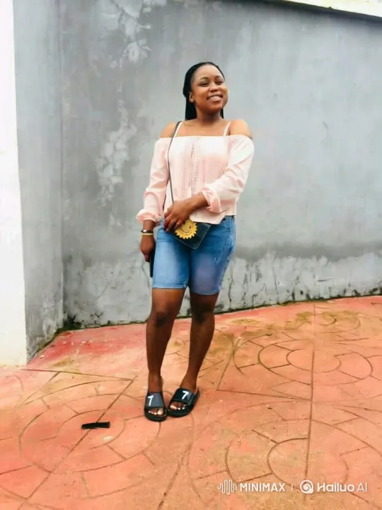 Young Woman Enters Porsche, Leaves Patio – AI Generated Video | Hailuo AI