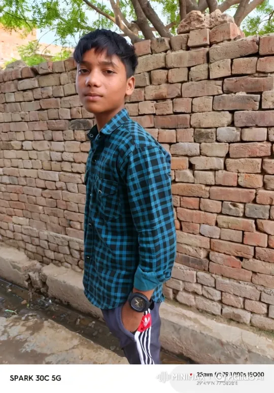 Young Man Meets Prime Minister Modi in Outdoor Setting – AI Generated Video | Hailuo AI