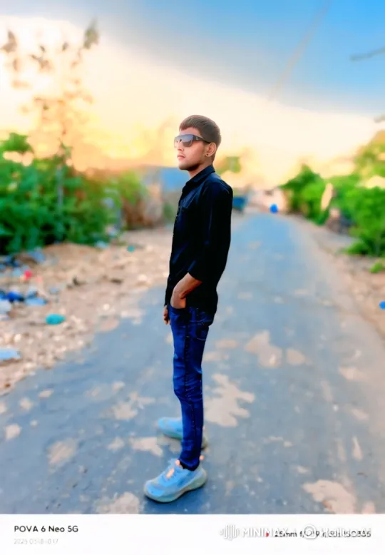 Young Man Meets Narendra Modi on Rural Road – AI Generated Video | Hailuo AI