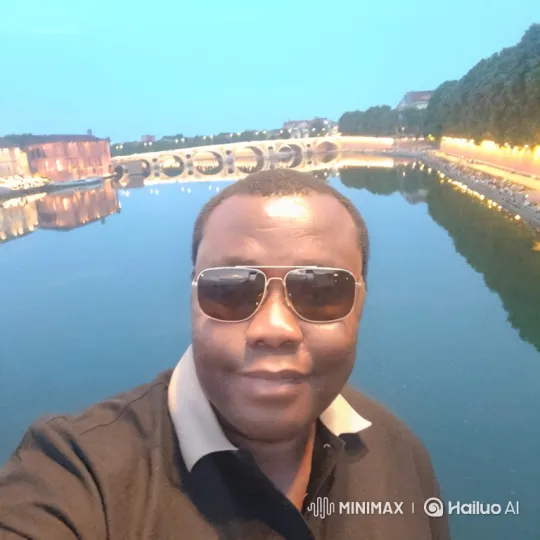 Man Showcases Sports Car, Wows Crowded Street – AI Generated Video | Hailuo AI