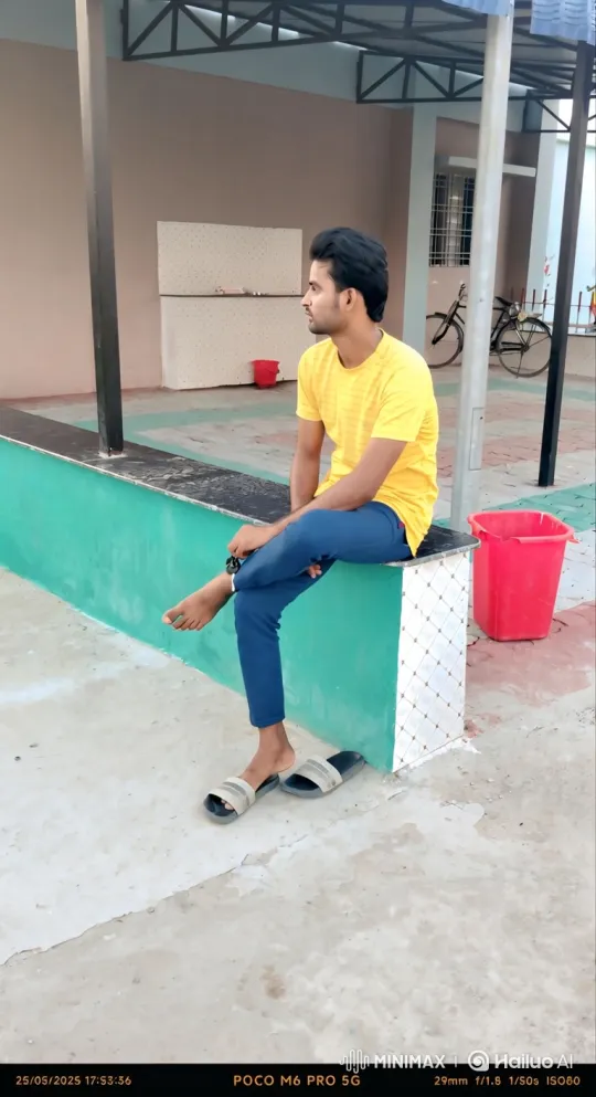 Young Man Meets Figure Resembling Modi in Courtyard – AI Generated Video | Hailuo AI