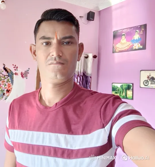 Man Transforms from Serious to Gentle Smile in Static Shot – AI Generated Video | Hailuo AI
