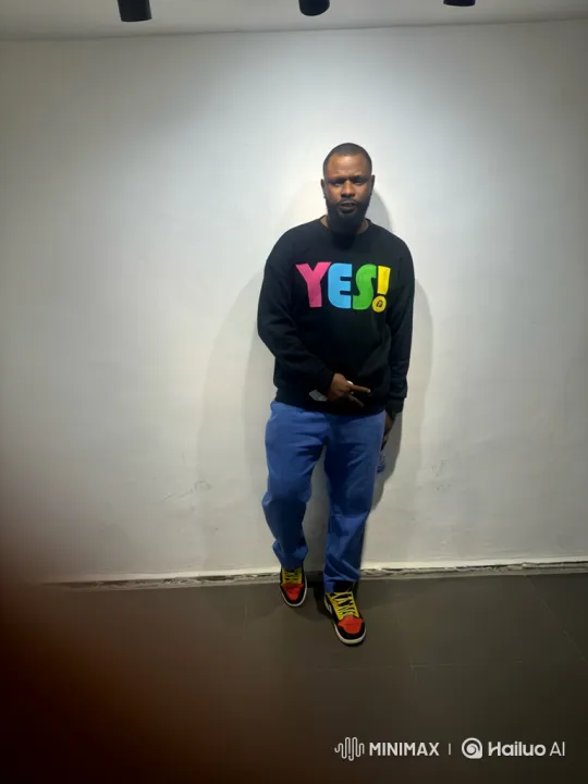 Man in 'YES!' Sweatshirt Enters Rolls Royce Cullinan – AI Generated Video | Hailuo AI