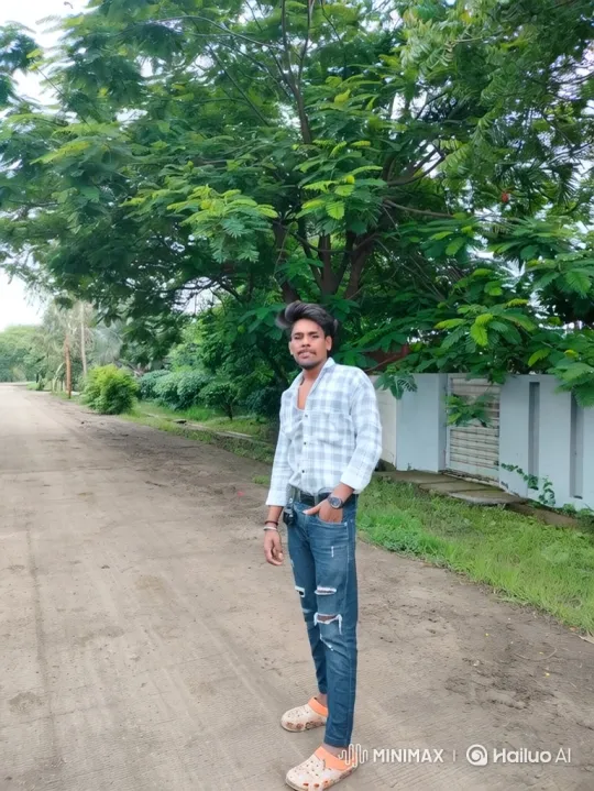Young Man Meets Narendra Modi on Rural Road – AI Generated Video | Hailuo AI