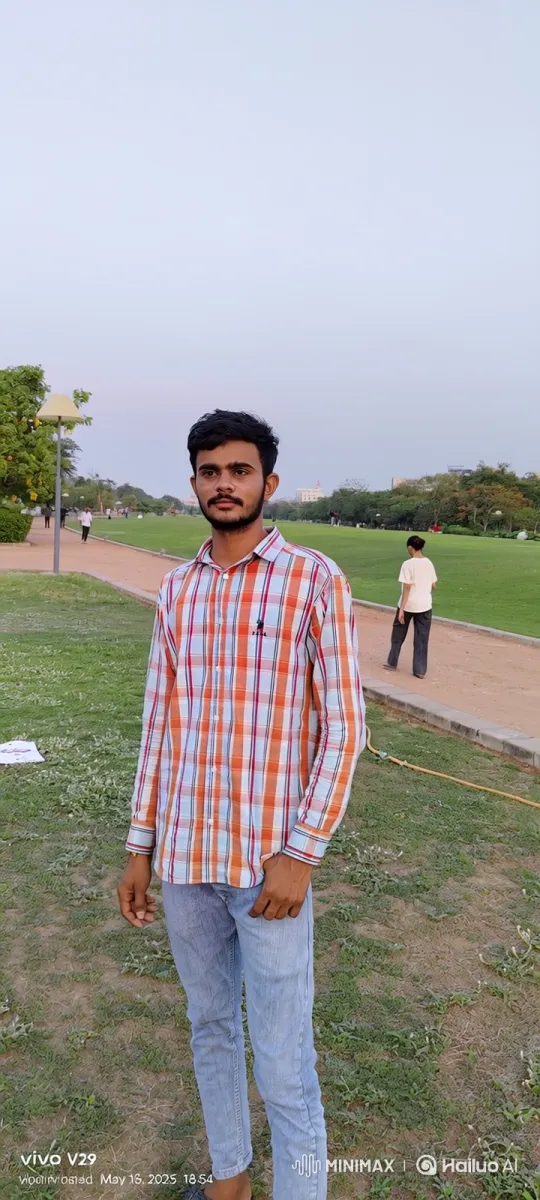 Young Man Meets Katrina Kaif in Park – AI Generated Video | Hailuo AI