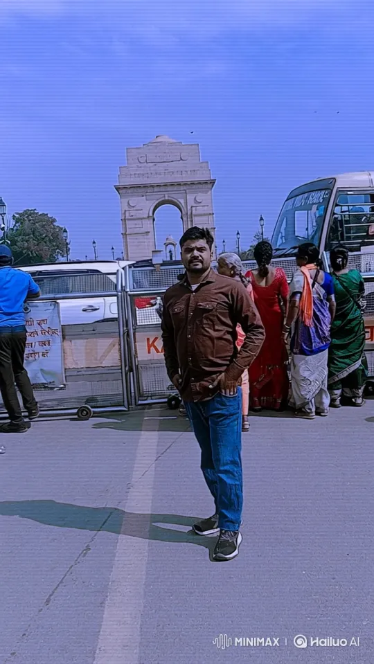 Indian Prime Minister Narendra Modi greets man at war memorial. – AI Generated Video | Hailuo AI