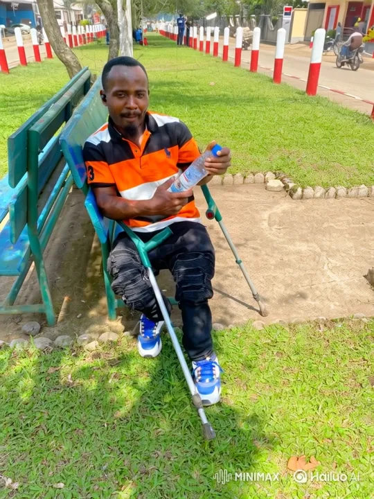 Man with Crutches Enters BMW with Care – AI Generated Video | Hailuo AI