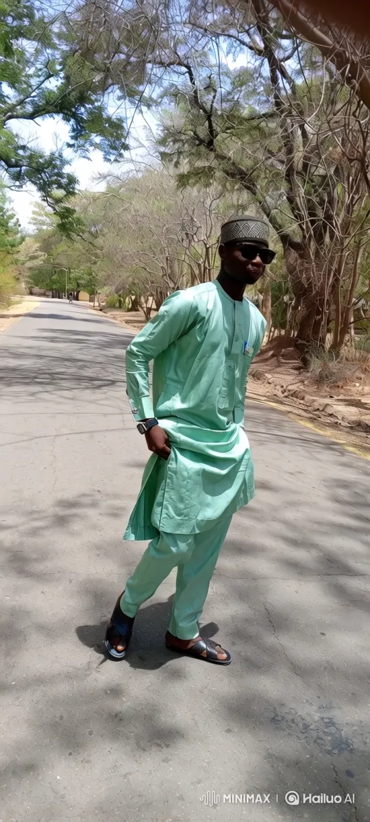 Man in Traditional Attire Enters and Drives Away in Mercedes G-Class – AI Generated Video | Hailuo AI