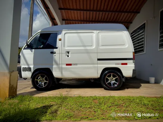 Custom Van Adjusts Height with Air Suspension – AI Generated Video | Hailuo AI