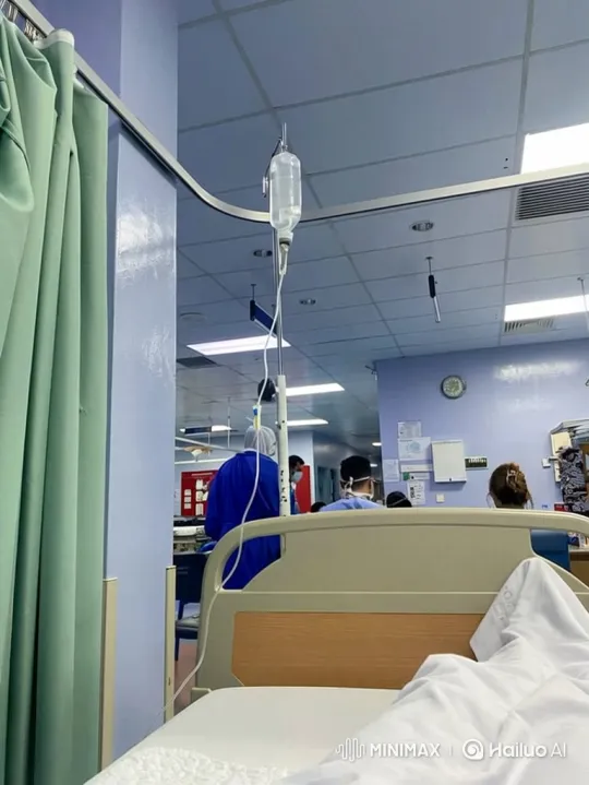 Patient's View from Hospital Bed Amidst Routine Ward Activity – AI Generated Video | Hailuo AI