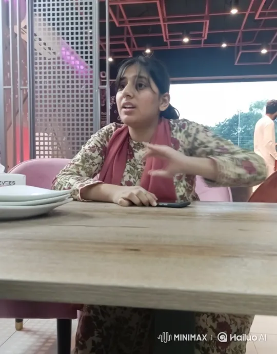Young Woman's Joyful Reaction in Restaurant – AI Generated Video | Hailuo AI