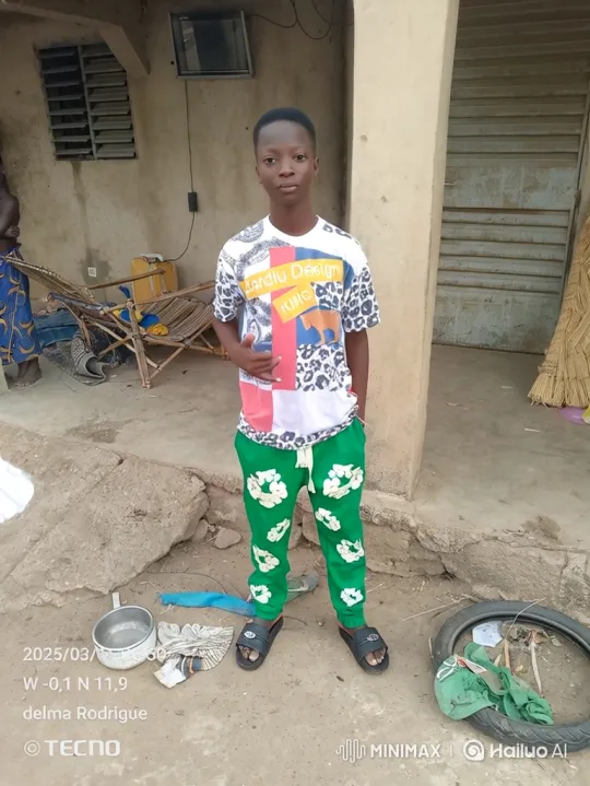 Young Man Enters Luxury Car, Leaves Dusty Scene – AI Generated Video | Hailuo AI