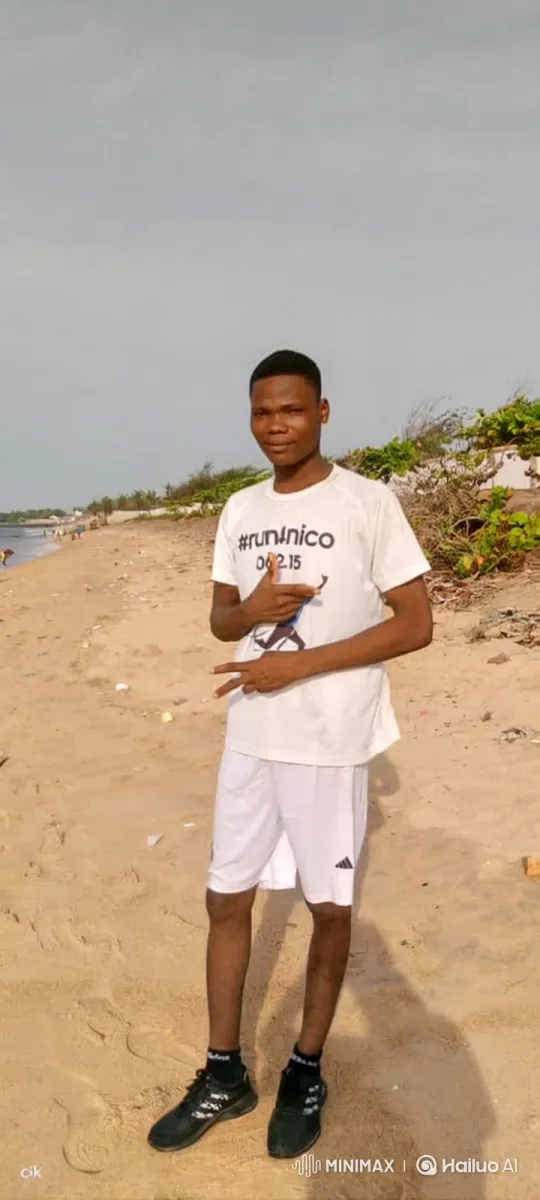 Young Man Boards Military Helicopter on Beach – AI Generated Video | Hailuo AI