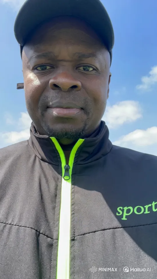 Black Man Prepares for Helicopter Departure – AI Generated Video | Hailuo AI