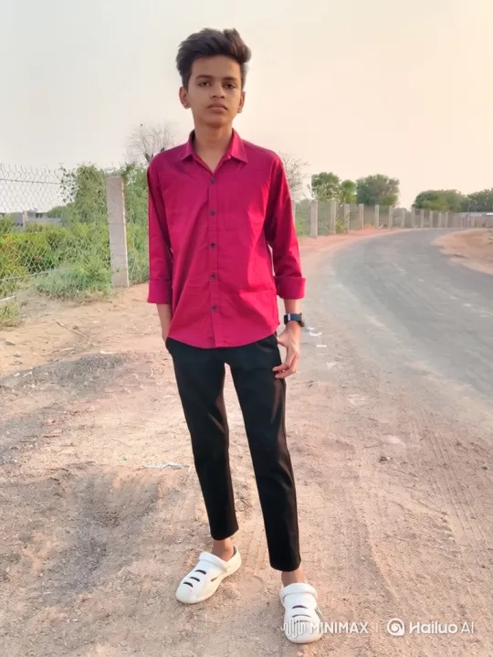 Young Man Meets Figure Resembling Modi on Country Road – AI Generated Video | Hailuo AI