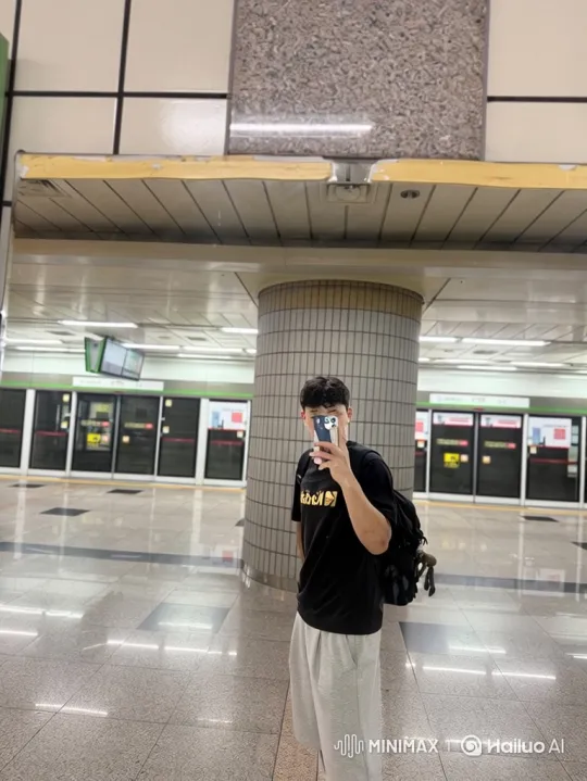 Zooming Out From a Subway Selfie to Earth in Space – AI Generated Video | Hailuo AI
