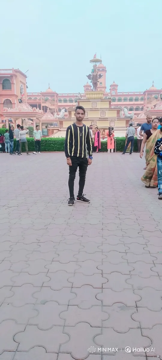 Young Man Boards SUV in Courtyard Setting – AI Generated Video | Hailuo AI