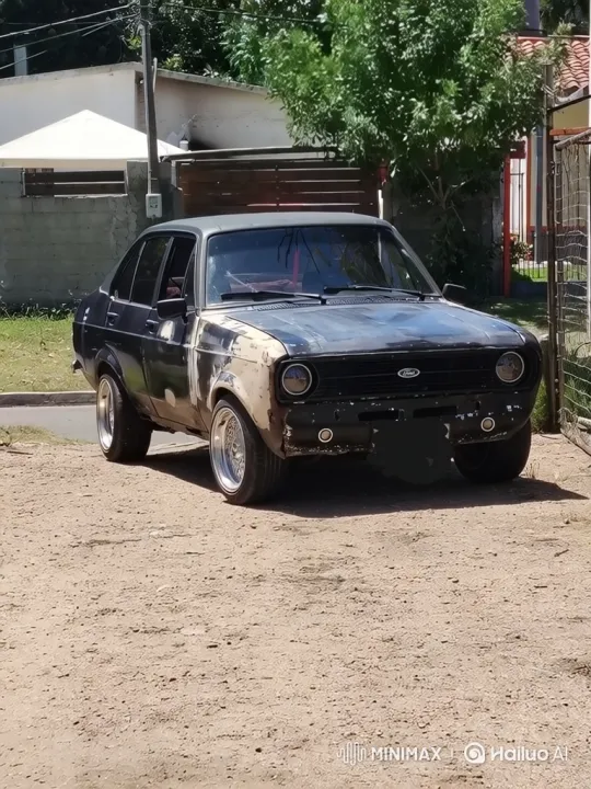 Classic Sedan Customization: Controlled Lowering to Aggressive Stance – AI Generated Video | Hailuo AI