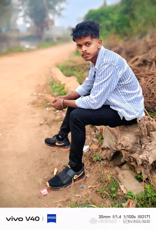 Young Man Meets Narendra Modi-Like Figure by Rolls Royce – AI Generated Video | Hailuo AI