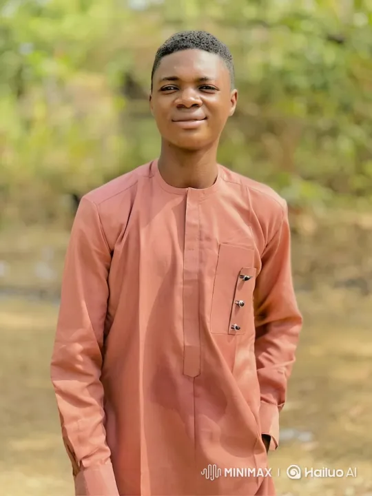 Young Man Evades Police in Natural Setting – AI Generated Video | Hailuo AI