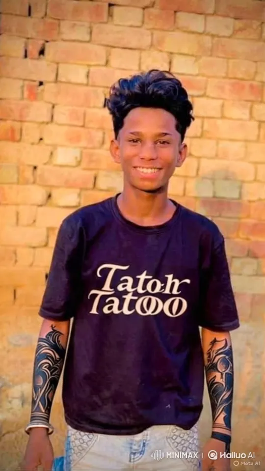 Young Man with Tattoos in Smooth Tracking Shot – AI Generated Video | Hailuo AI