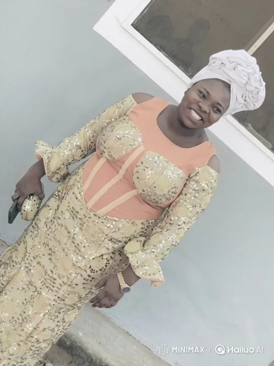 Woman in Gold Dress Drives Away in Limousine – AI Generated Video | Hailuo AI
