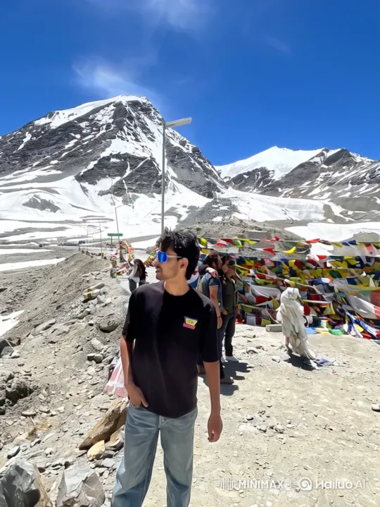 Panoramic Journey from Mountain Pass to Earth in Space – AI Generated Video | Hailuo AI