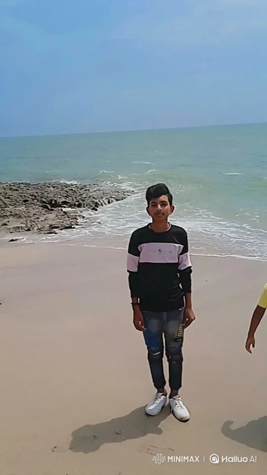 Indian PM Modi Meets Young Man on Sandy Beach – AI Generated Video | Hailuo AI