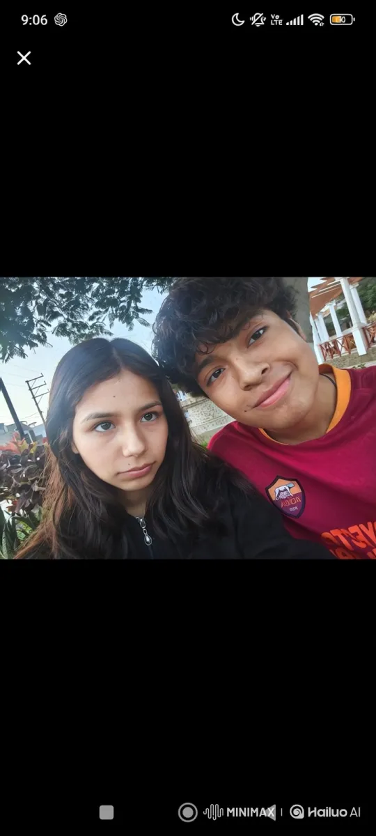 Young Family's Joyful Reunion Captured in Video – AI Generated Video | Hailuo AI