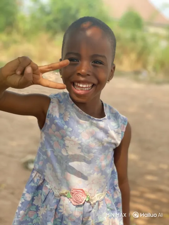 Joyful Girl Gets Ready for School in Mercedes-Benz – AI Generated Video | Hailuo AI