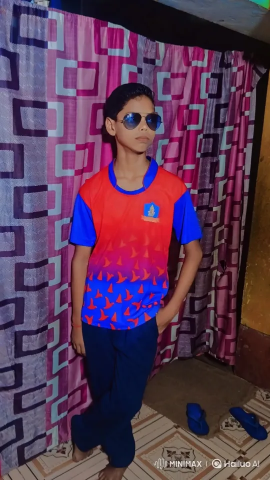 Young Boy Poses, Rolls-Royce, and Indian Leader Appearance – AI Generated Video | Hailuo AI