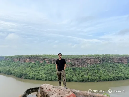 Panoramic Journey from Rocky Outcrop to Earth from Space – AI Generated Video | Hailuo AI