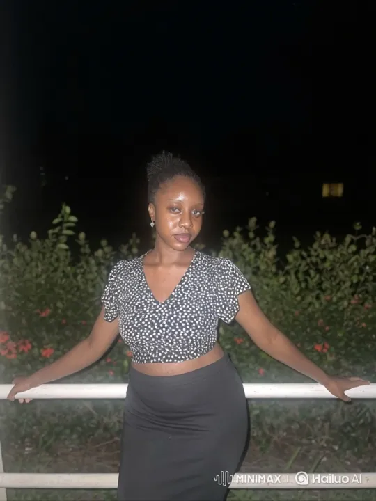 Young Woman's Desperate Run and Fall from Plane – AI Generated Video | Hailuo AI