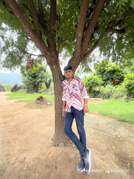 Young Man Meets Prime Minister Modi by Tree, Shares Handshake – AI Generated Video | Hailuo AI