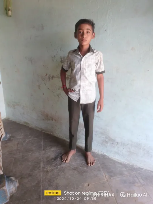 Young Man Meets Prime Minister Modi in Warm Exchange – AI Generated Video | Hailuo AI