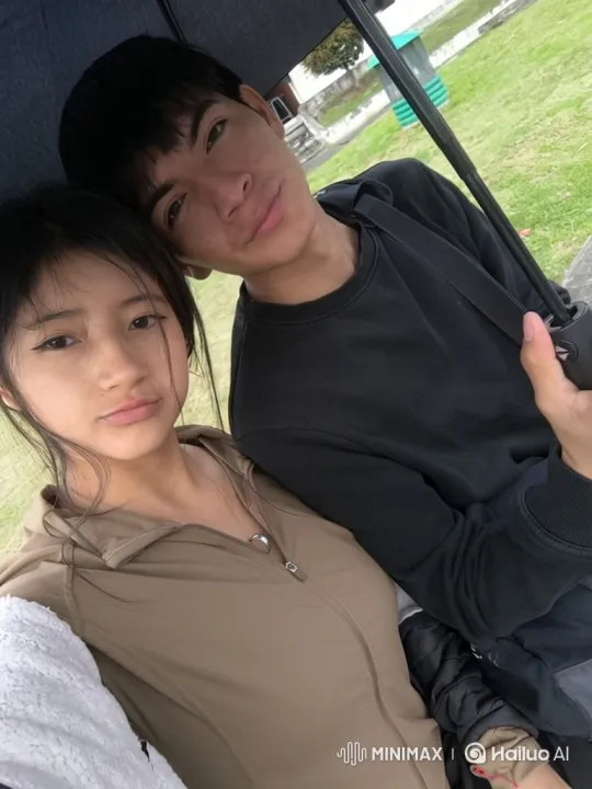 New Family of Three Under Umbrella – AI Generated Video | Hailuo AI