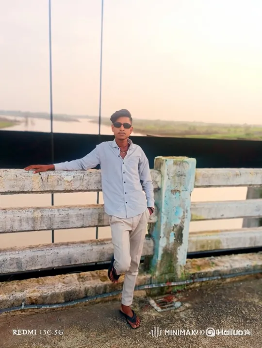 Young Man Boards Sleek Car on Bridge, Drives Away – AI Generated Video | Hailuo AI