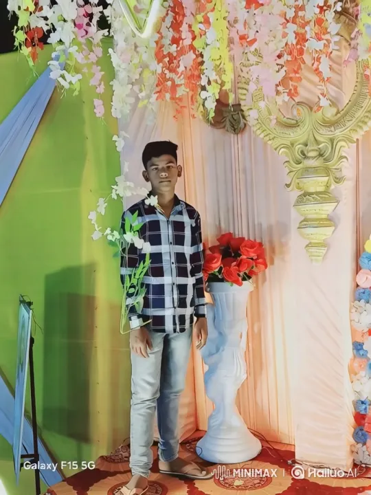 Realistic handshake scene between young man and Indian PM – AI Generated Video | Hailuo AI