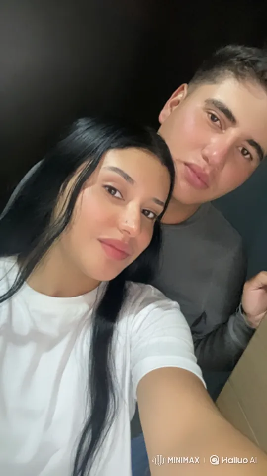Family Portrait: Candid Nighttime Moment – AI Generated Video | Hailuo AI