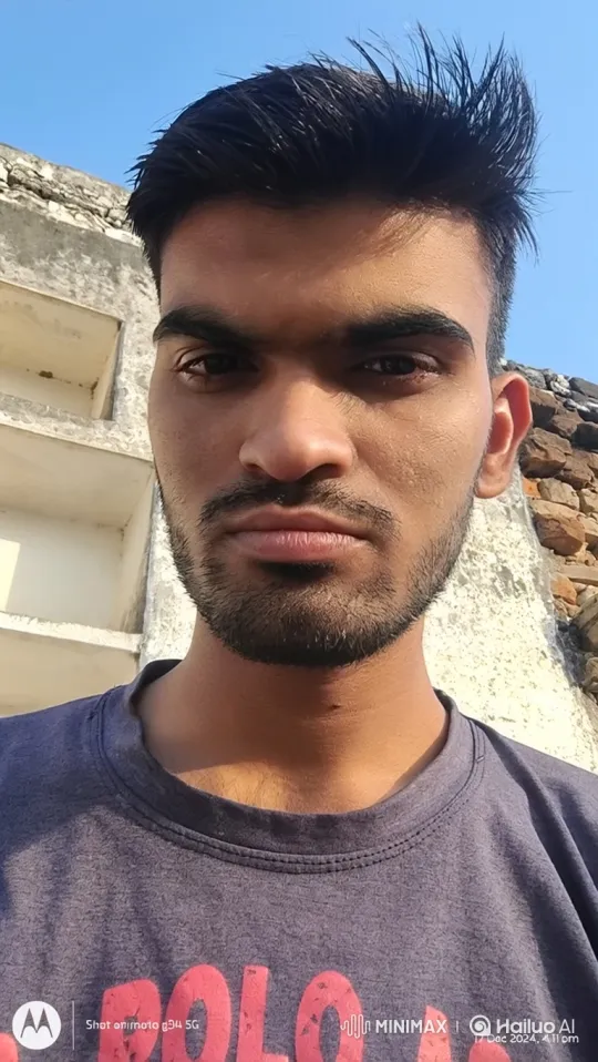 Young Man Attacked by Sharp-Bladed Man – AI Generated Video | Hailuo AI