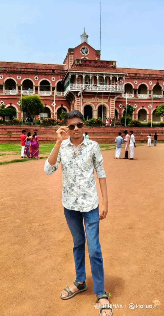 Young Man Meets Figure Resembling PM Modi in Courtyard – AI Generated Video | Hailuo AI