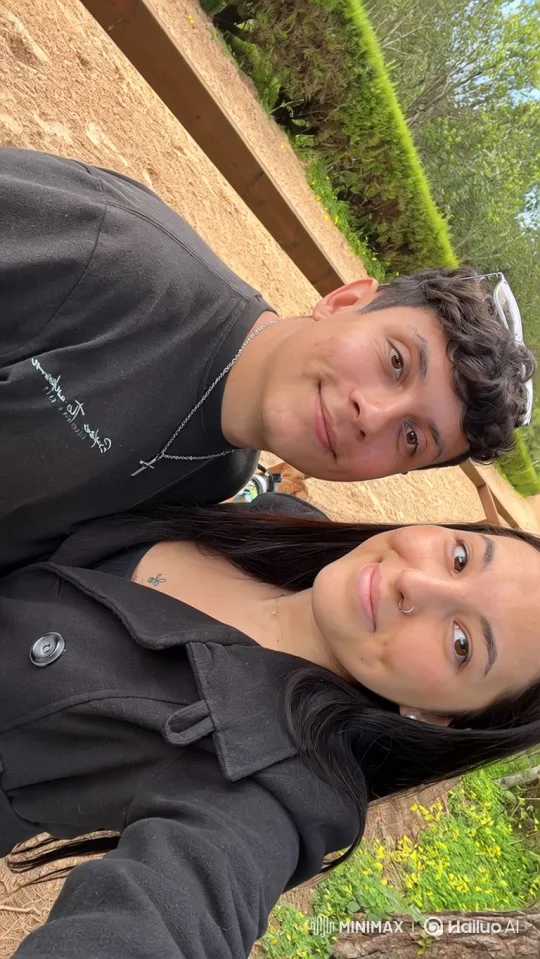 Candid Family Moments Captured on Grainy Video – AI Generated Video | Hailuo AI