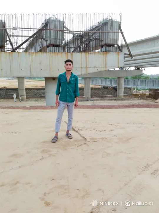 PM Modi Meets Young Man at Construction Site – AI Generated Video | Hailuo AI