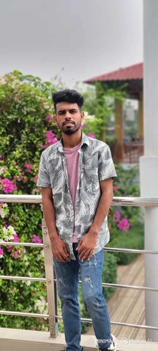 Young Couple Shares Serene Moment in Golden-Hour Park – AI Generated Video | Hailuo AI
